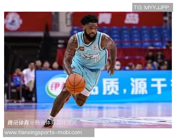 鲍威尔强调球队需保持警惕主动调整继续拼搏以争取更多胜利